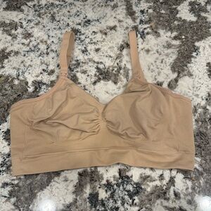 Kindred by Kindred Bravely nursing pumping bra